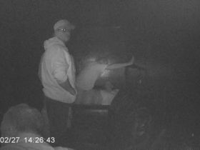 Камера ночного виденья засняла как мужик ебет шлюху на улице